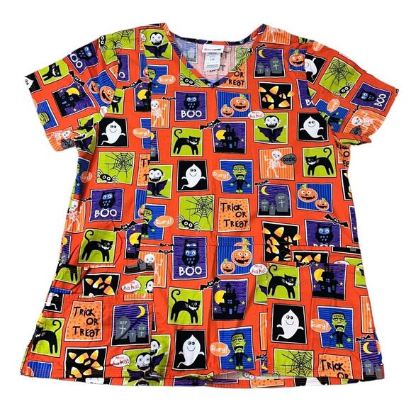 SCRUBSTAR Halloween Scrub Top Sz Large Dracula Spiders Frankenstein Shirt - Picture 8 of 8